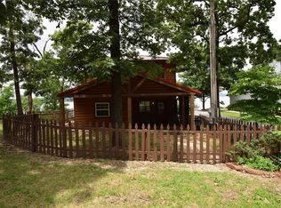 726 Covey Ln, Locust Grove, OK 74352