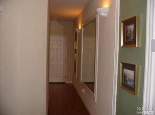 913 Countrywood Cir, Vacaville, CA 95687