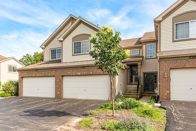 1st image of 1084 Parkhill Cir #1084