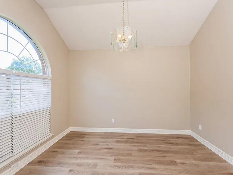 1225 Paul Dr — Photo 10