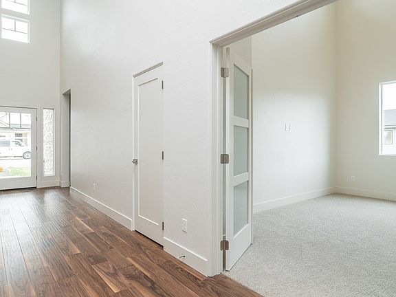 3rd image of 5744 N Portsmouth Ave
