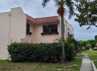 6274 Seven Springs Blvd APT D, Greenacres, FL 33463