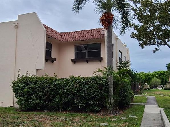 6274 Seven Springs Blvd APT D