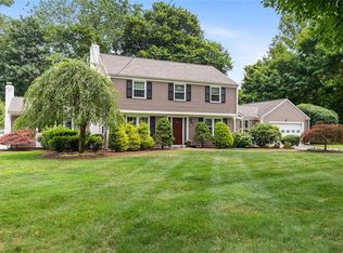 45 Hawthorne Ave, Barrington, RI 02806
