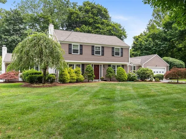 45 Hawthorne Ave, Barrington, RI 02806