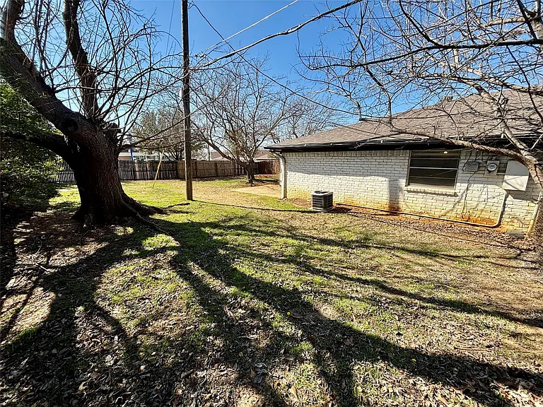800 Irwin Dr #A — Photo 20