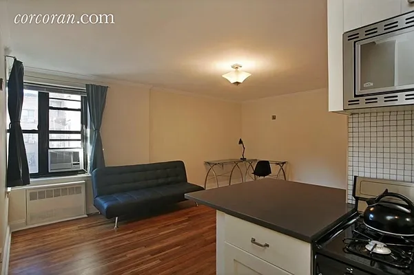 Rented by Corcoran | media 6