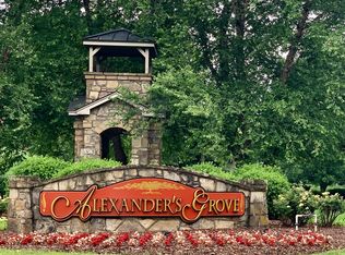 119 Burnt Hickory Ln, Johnson City, TN 37604