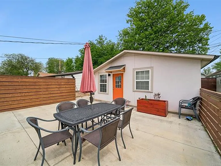 1139 S Birmingham Ave — Photo 23