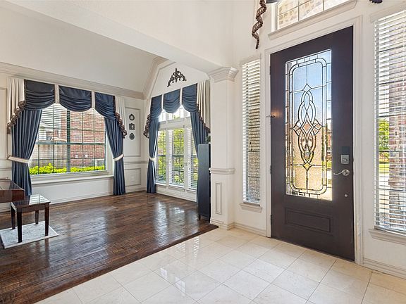 4th image of 1909 Grand Park Place Ln