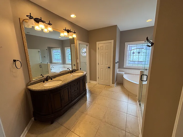 10601 Taylor Farm Ct — Photo 12