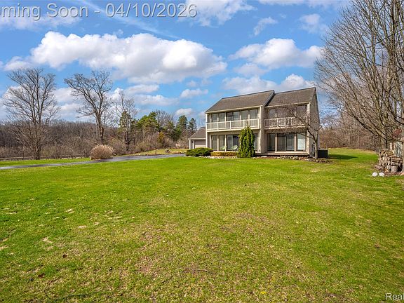 4th image of 8794 Miller Rd