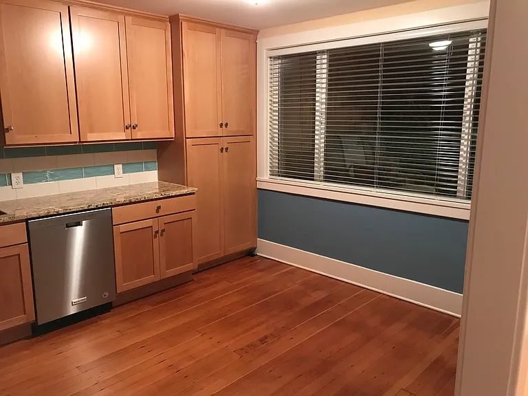 113 Park Ave — Photo 3