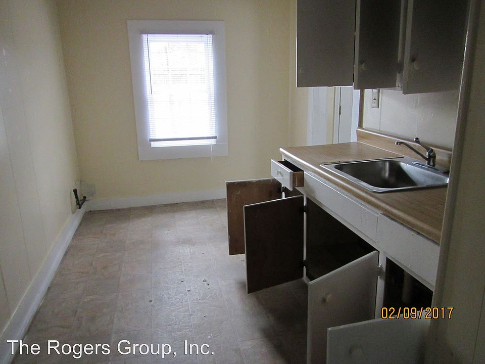 2nd image of 313 Mulberry St