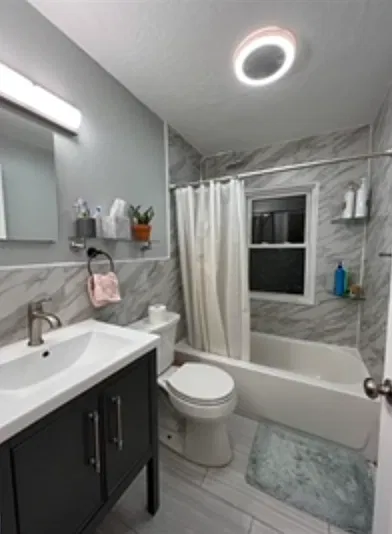 1 bed, 150 sqft, $1,000 — Photo 2