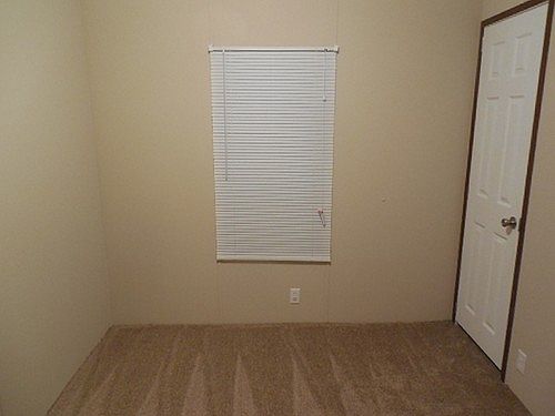 5th image of 104 Rebecca Ln