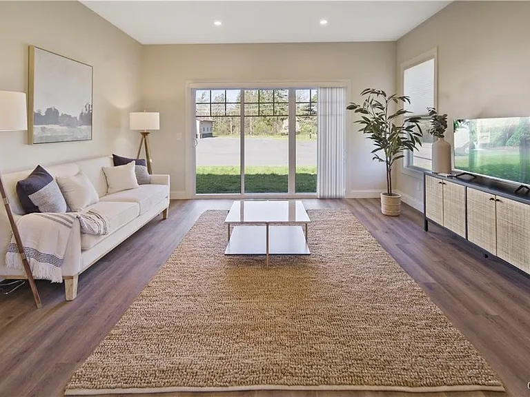 20 Blue Heron Way — Photo 16