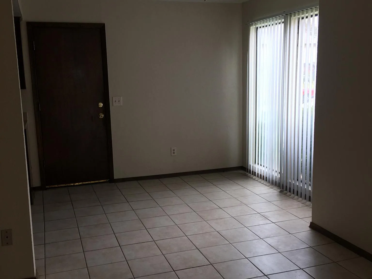 312 Nimrod Rd — Photo 3