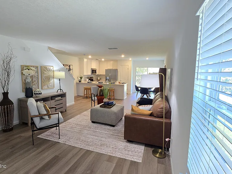 6819 Lake Mist Ln — Photo 17