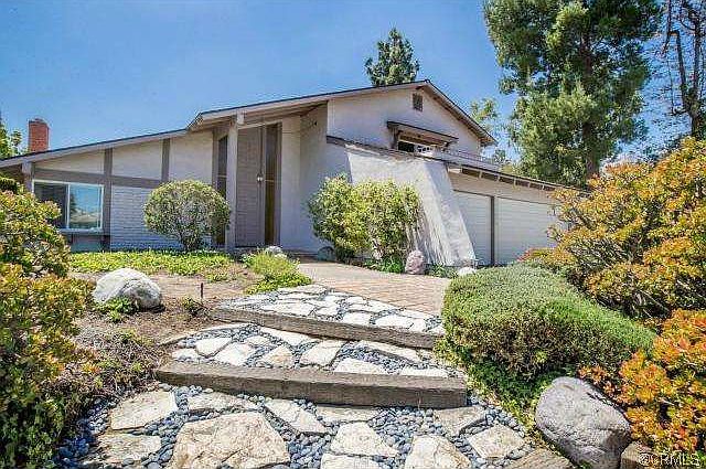 1st image of 10686 Equestrian Dr