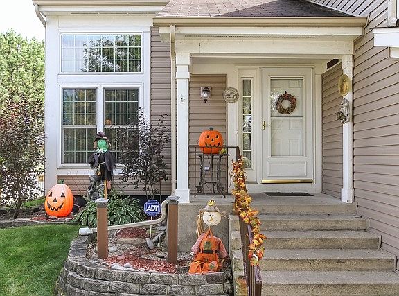 2nd image of 1449 Bannock Ct