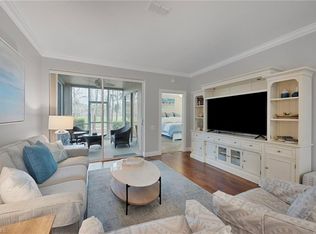 8267 Parkstone Pl APT 102, Naples, FL 34120