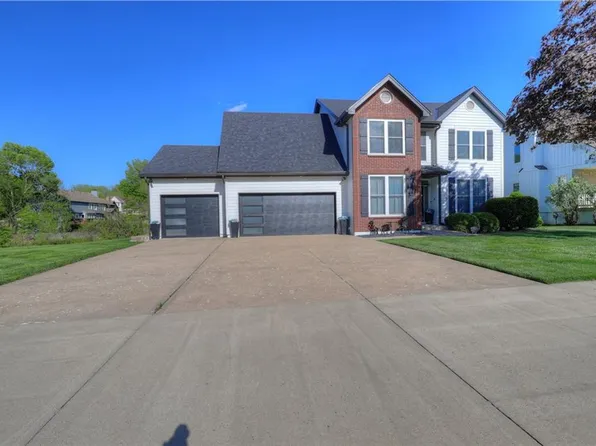 125 SE Battery Point, Lees Summit, MO 64063