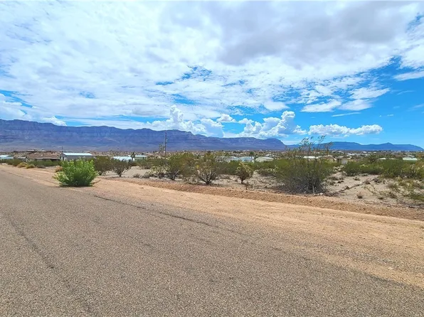 90 E Kolb Dr, Meadview, AZ 86444