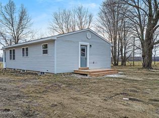 3060 2nd St, Wayland, MI 49348