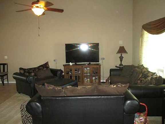 4th image of 807 Bonnie Ct