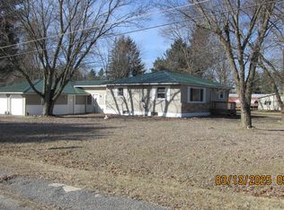 7579 W Stanton Rd, Stanton, MI 48888