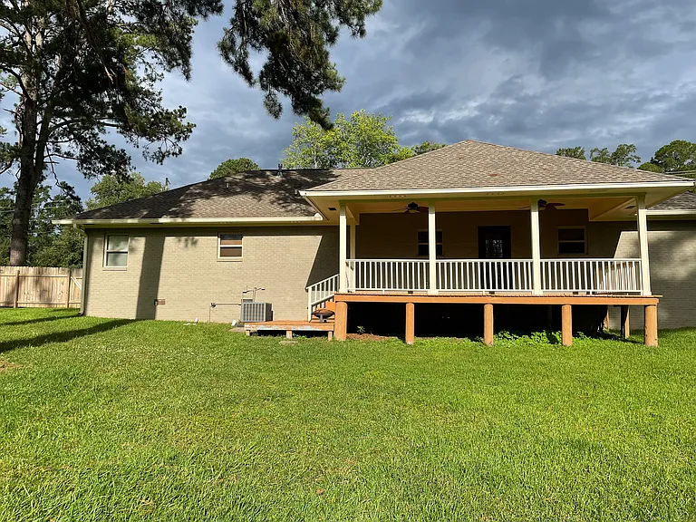 1003 S Maple St — Photo 4
