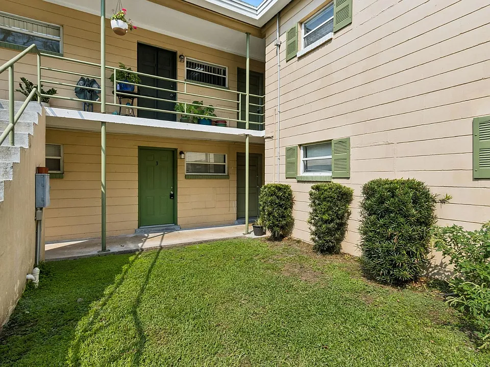 2775 Herschel St #3
