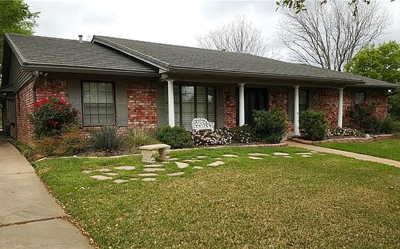2nd image of 2325 Kings Country Dr
