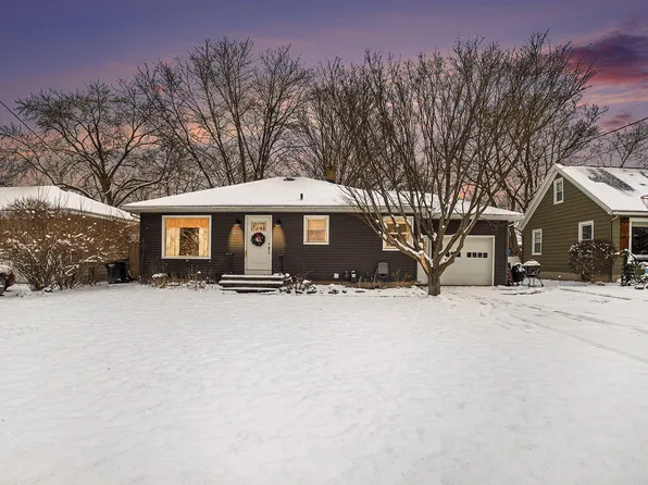 8288 Freeland Ave SW, Byron Center, MI 49315