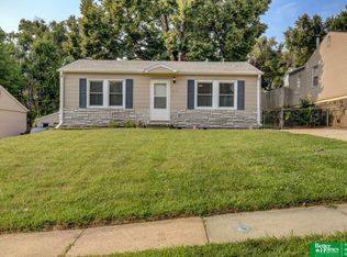 6629 A St, Omaha, NE 68106