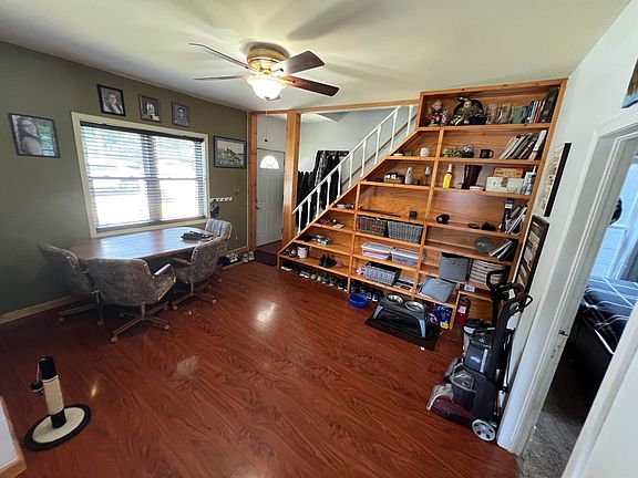 4th image of 407 Union St