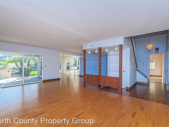 2nd image of 661 Solana Glen Ct