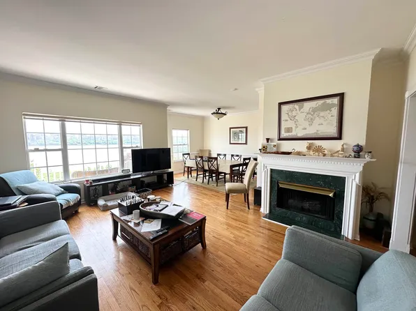 24 Bergen Ridge Road image 1 of 17