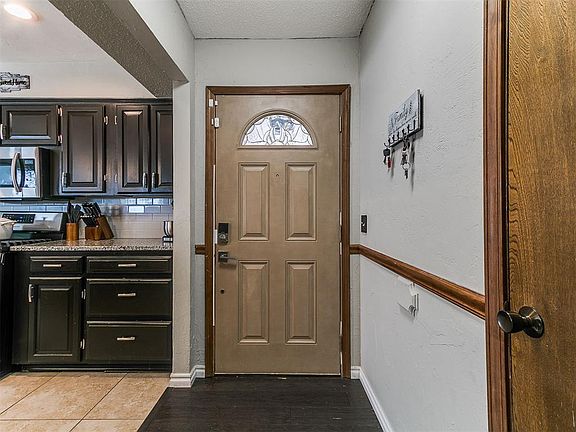 5th image of 11400 Ashford Dr