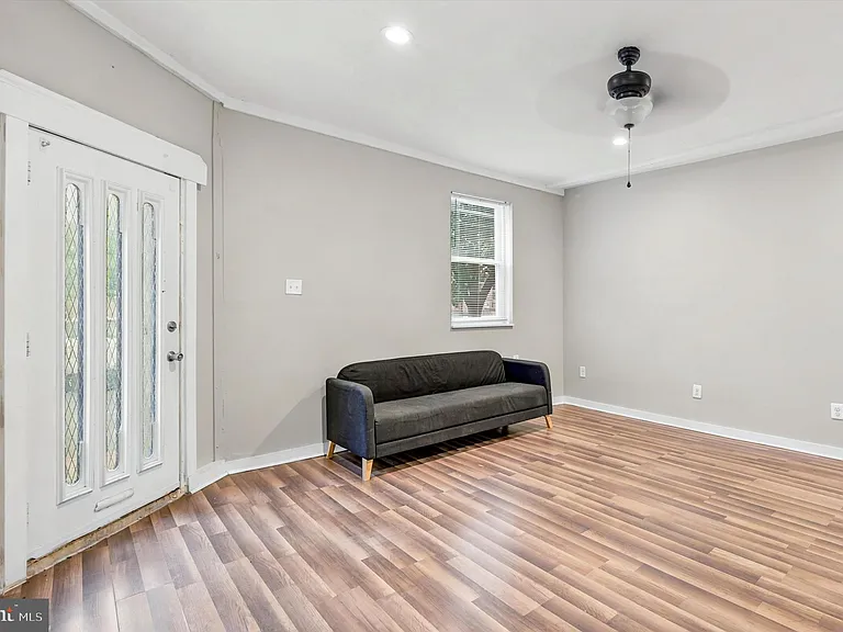 2200 Coral St #1 — Photo 2