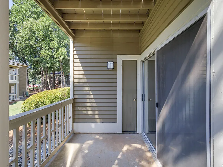 Bradford - 1 Bed / 1 Bath - 544 Sq.Ft.