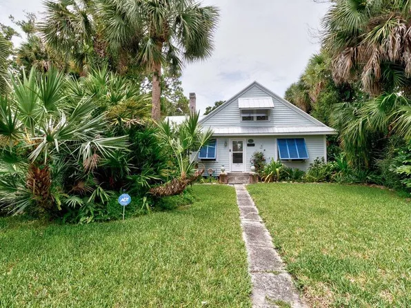 1927 21st Avenue, Vero Beach, FL 32960