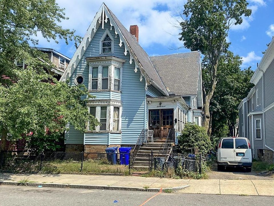 2nd image of 77 Dale St