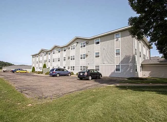 Country View Apartments — Photo 15