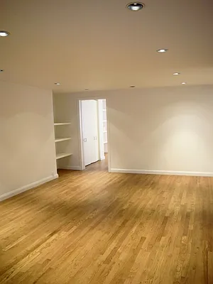 Rented by Sotheby's International Realty | media 65