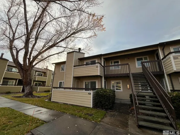 7680 Bluestone Dr, Reno, NV 89511