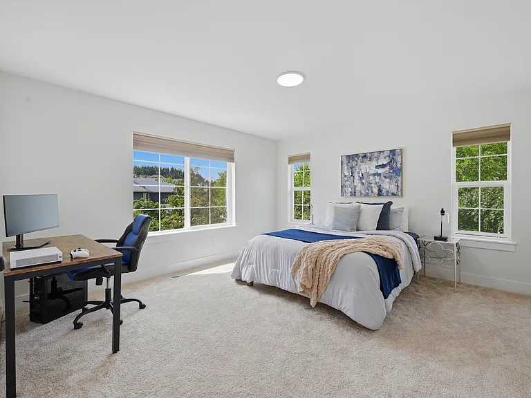9330 Templeton Ave SE — Photo 28