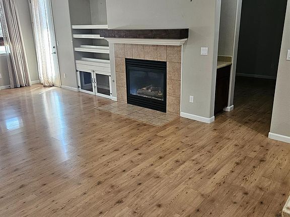 5th image of 3570 Whispering Oak Dr