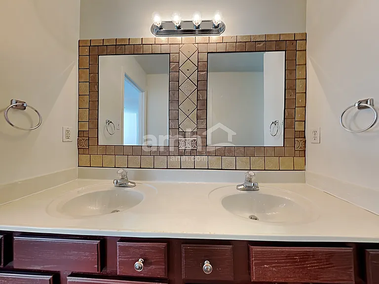 7236 Haynesfield Ln — Photo 10